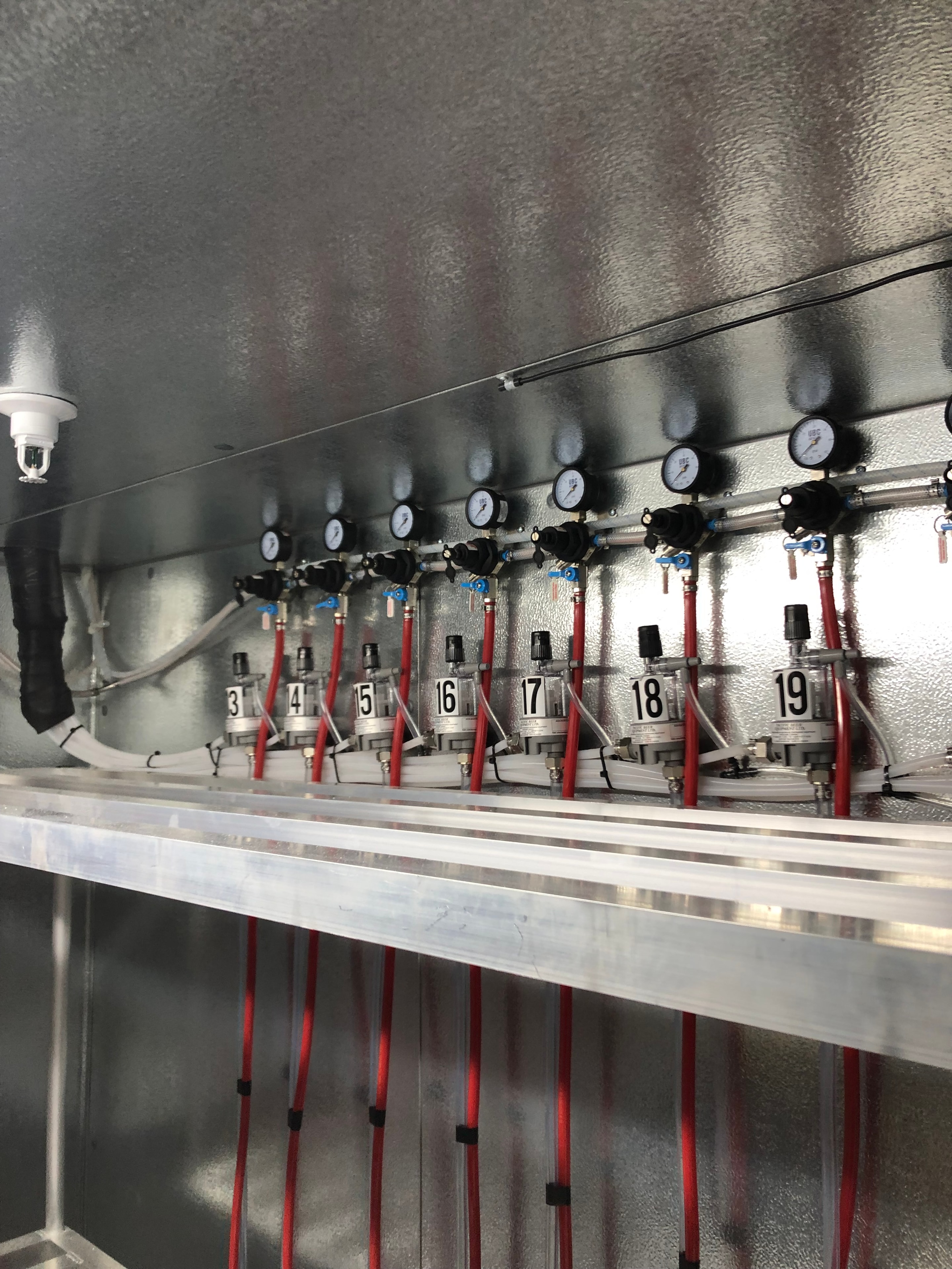 Glycol Chiller & Gas System